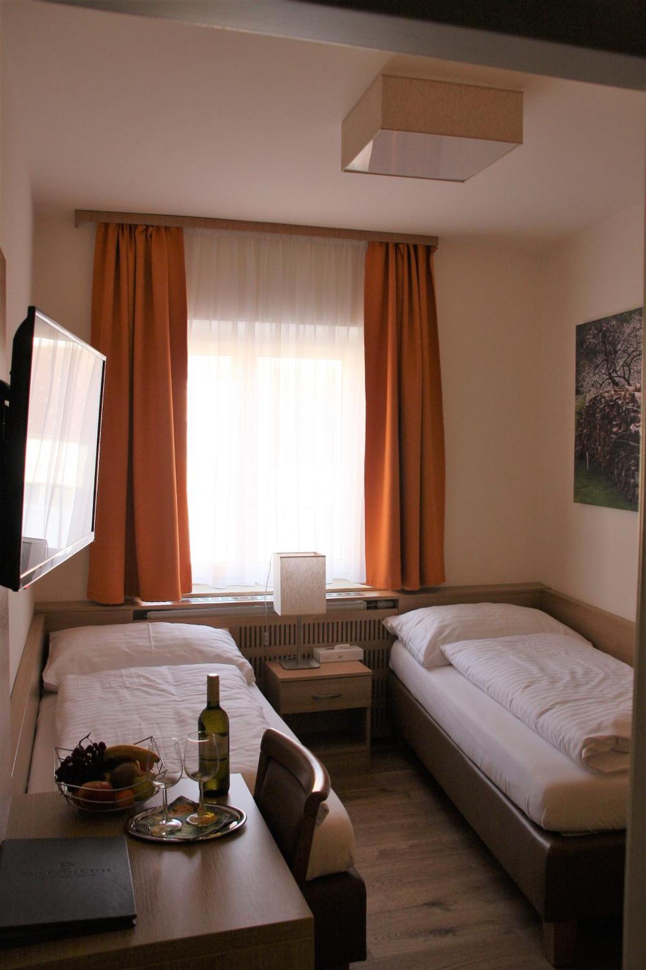 Weinhotel Rieder بويزدورف المظهر الخارجي الصورة