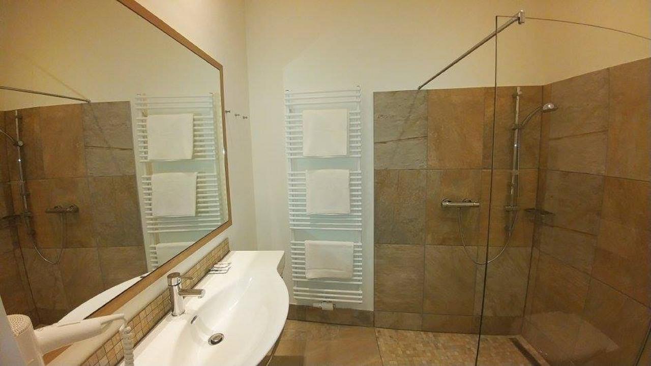 Weinhotel Rieder بويزدورف المظهر الخارجي الصورة
