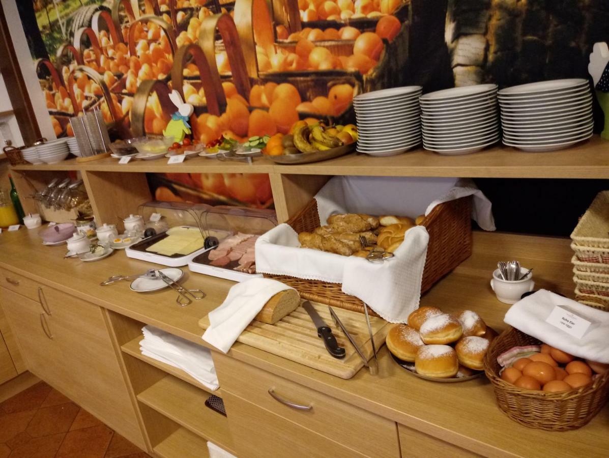 Weinhotel Rieder بويزدورف المظهر الخارجي الصورة